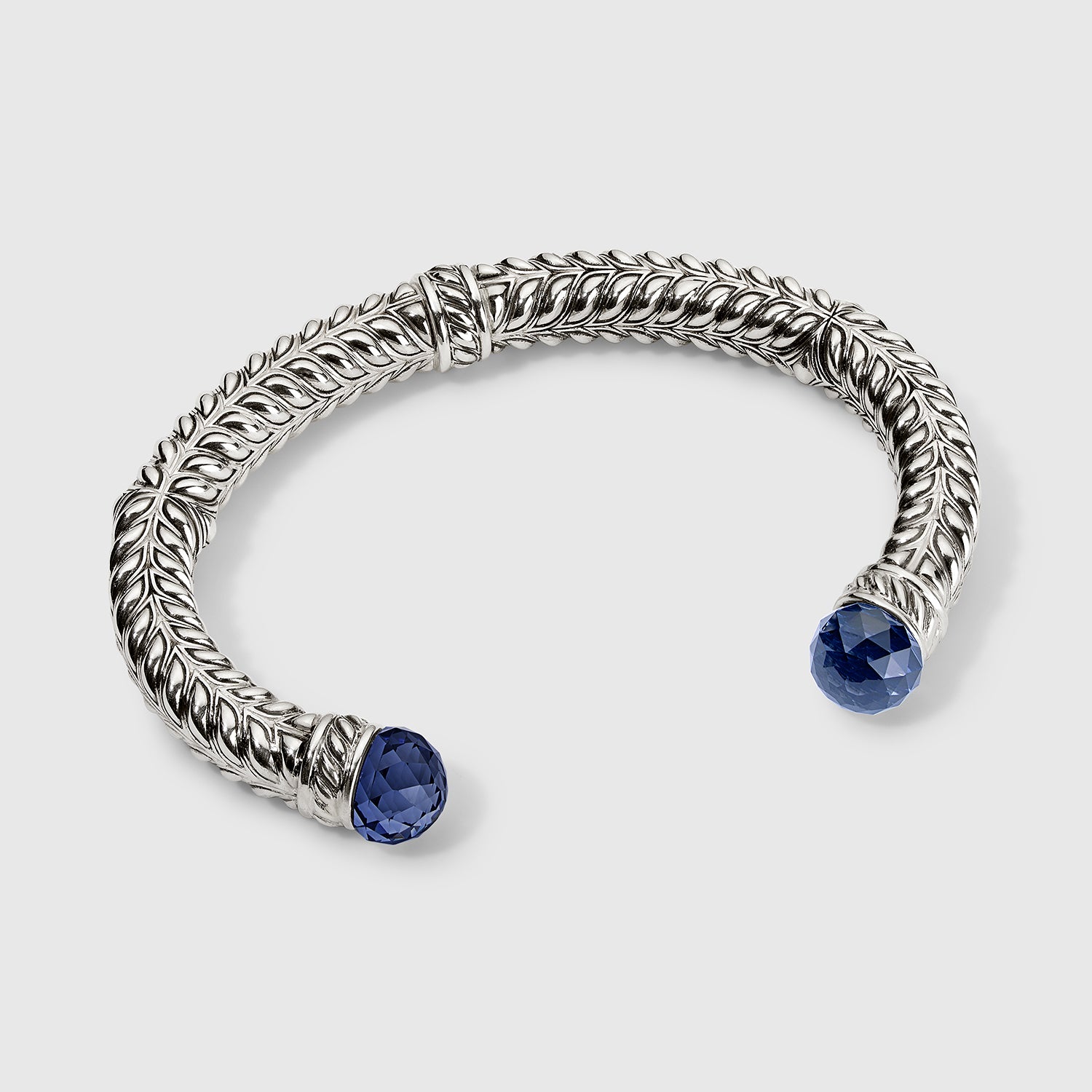 Daneila Léon women’s sterling silver cuff bracelet with 7.5 carat lab-grown blue sapphires