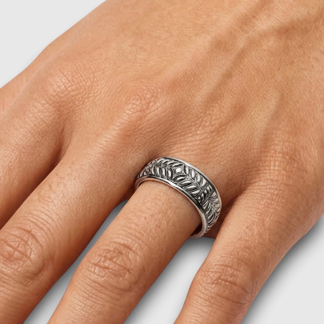 Persian Shield Unisex Silver Band - DaneilaLeon