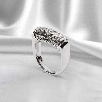 Persian Shield Women’s Silver Fashion Ring - DaneilaLeon