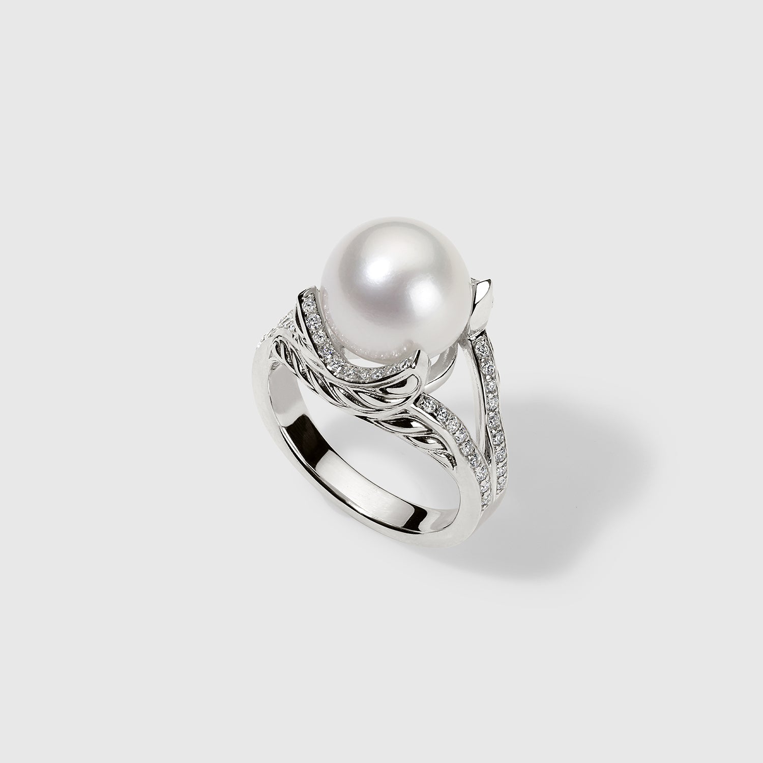 Persian Shield Ring with Fresh Water Pearl & LG Diamonds In Sterling Silver